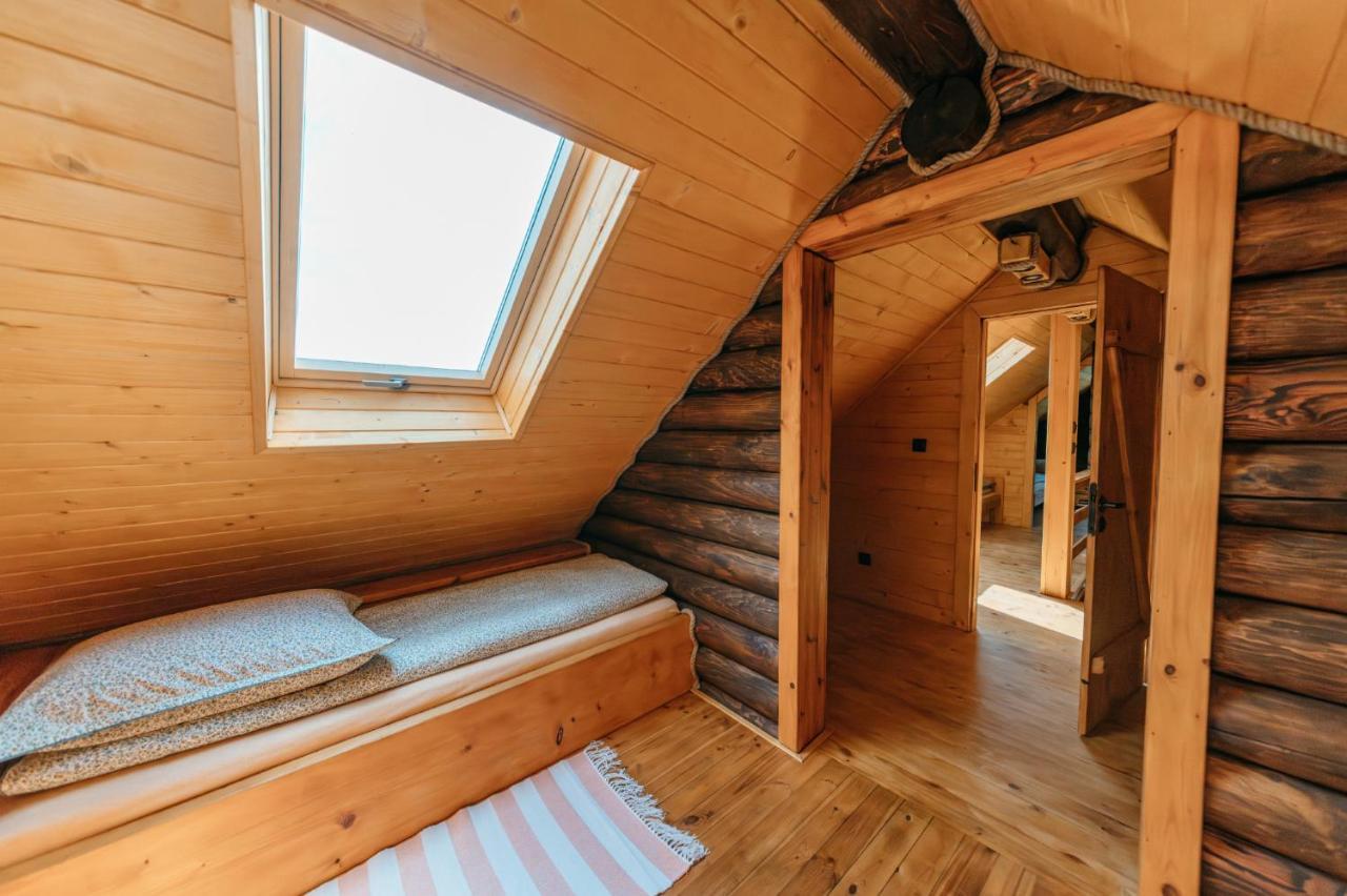 Bieszczadzka Bania Villa เลสโก ภายนอก รูปภาพ