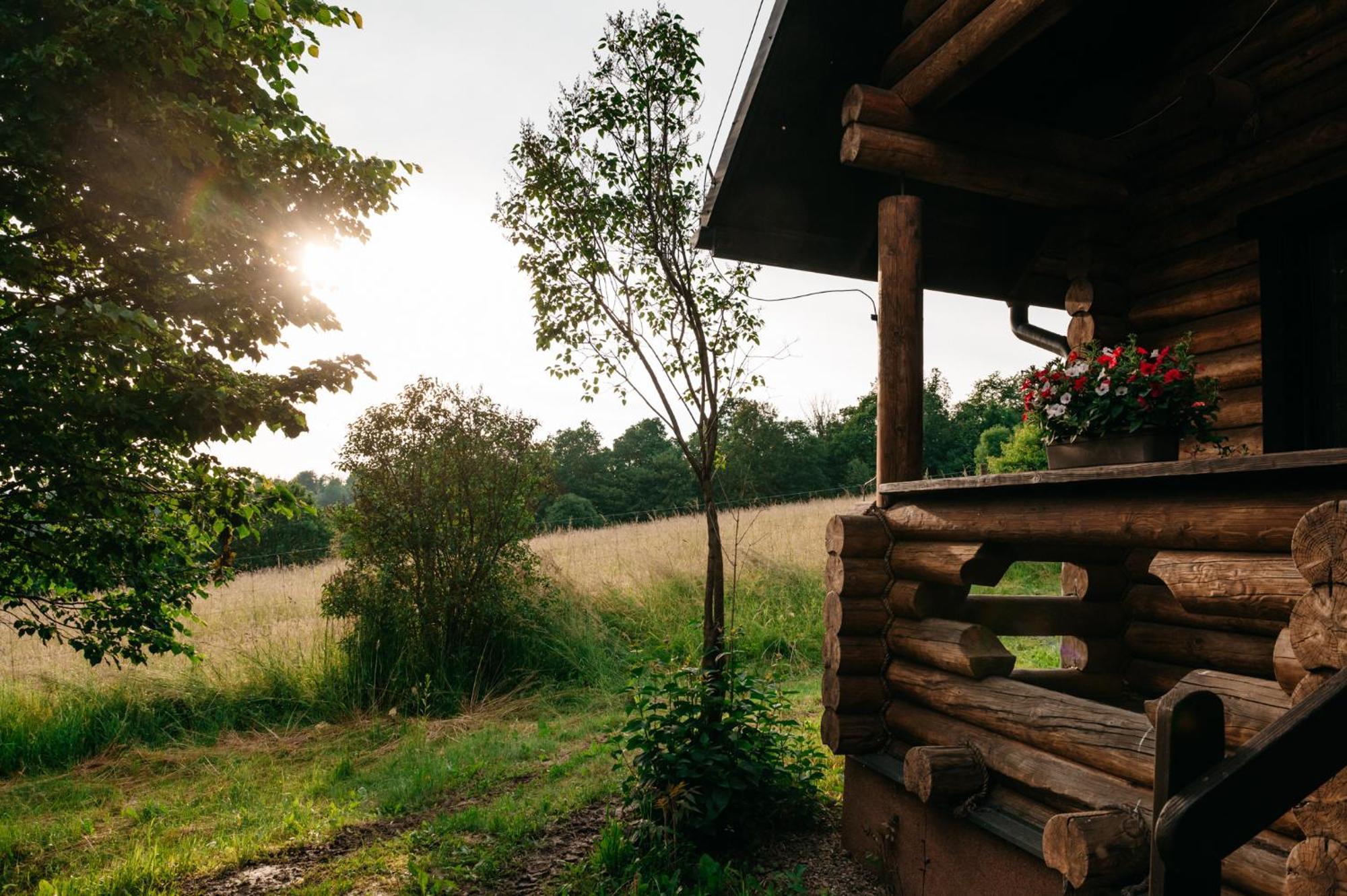 Bieszczadzka Bania Villa เลสโก ภายนอก รูปภาพ